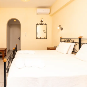 Superior Double Room Garden and Sea View